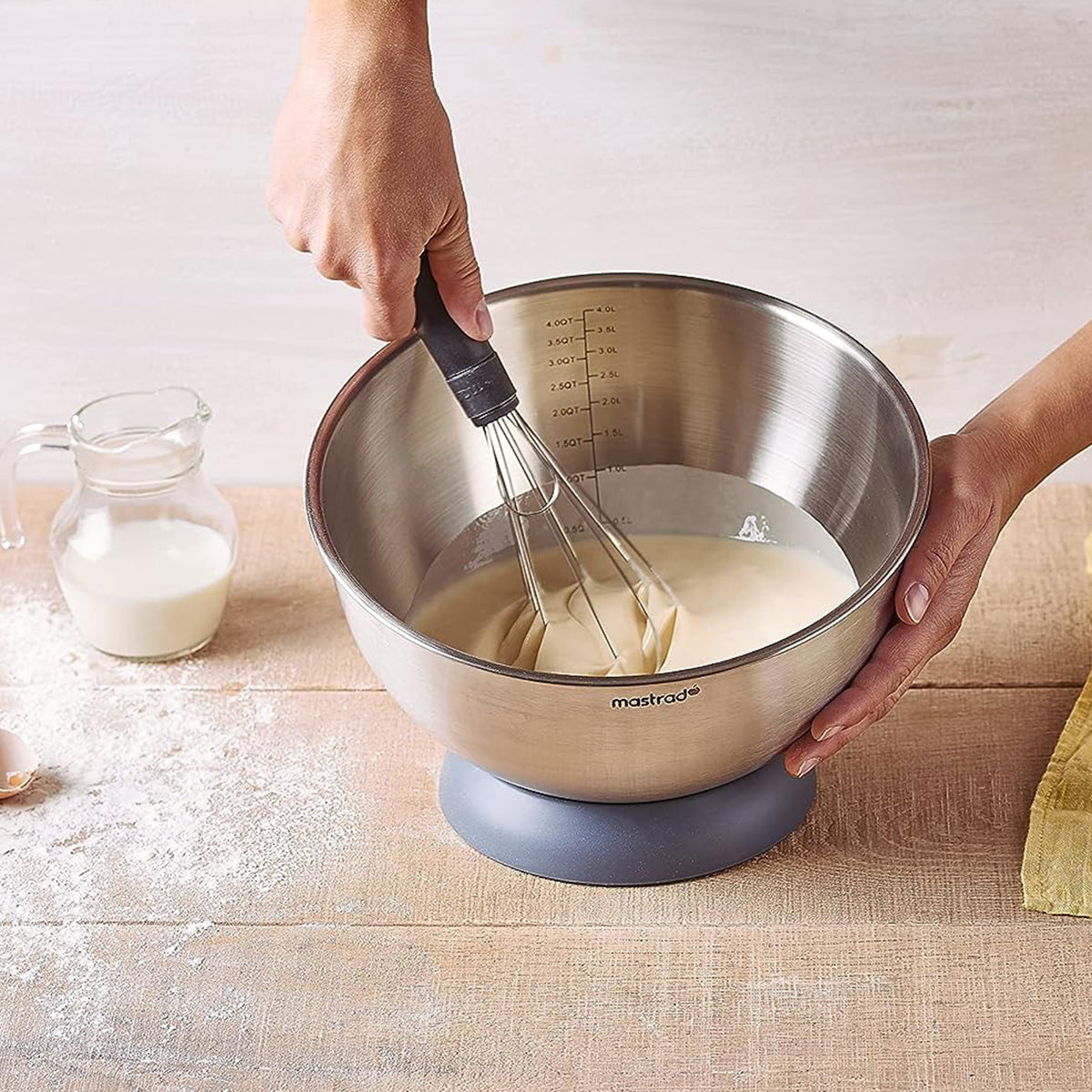 Standing And Built In Clip Whisk By Mastrad, Black - Designed In France