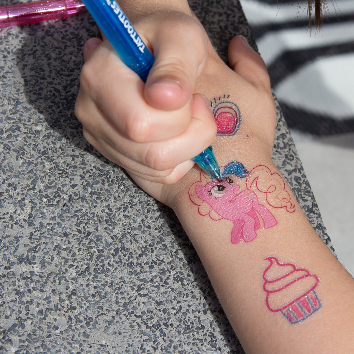 Tattoodles Glitter Tattoo Gel Pens With DIY Temporary Tattoos