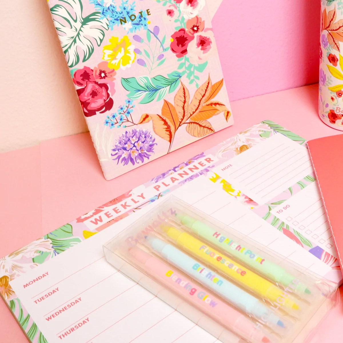 Bewaltz Tropical Floral Weekly Planner – With Notes & To Do List