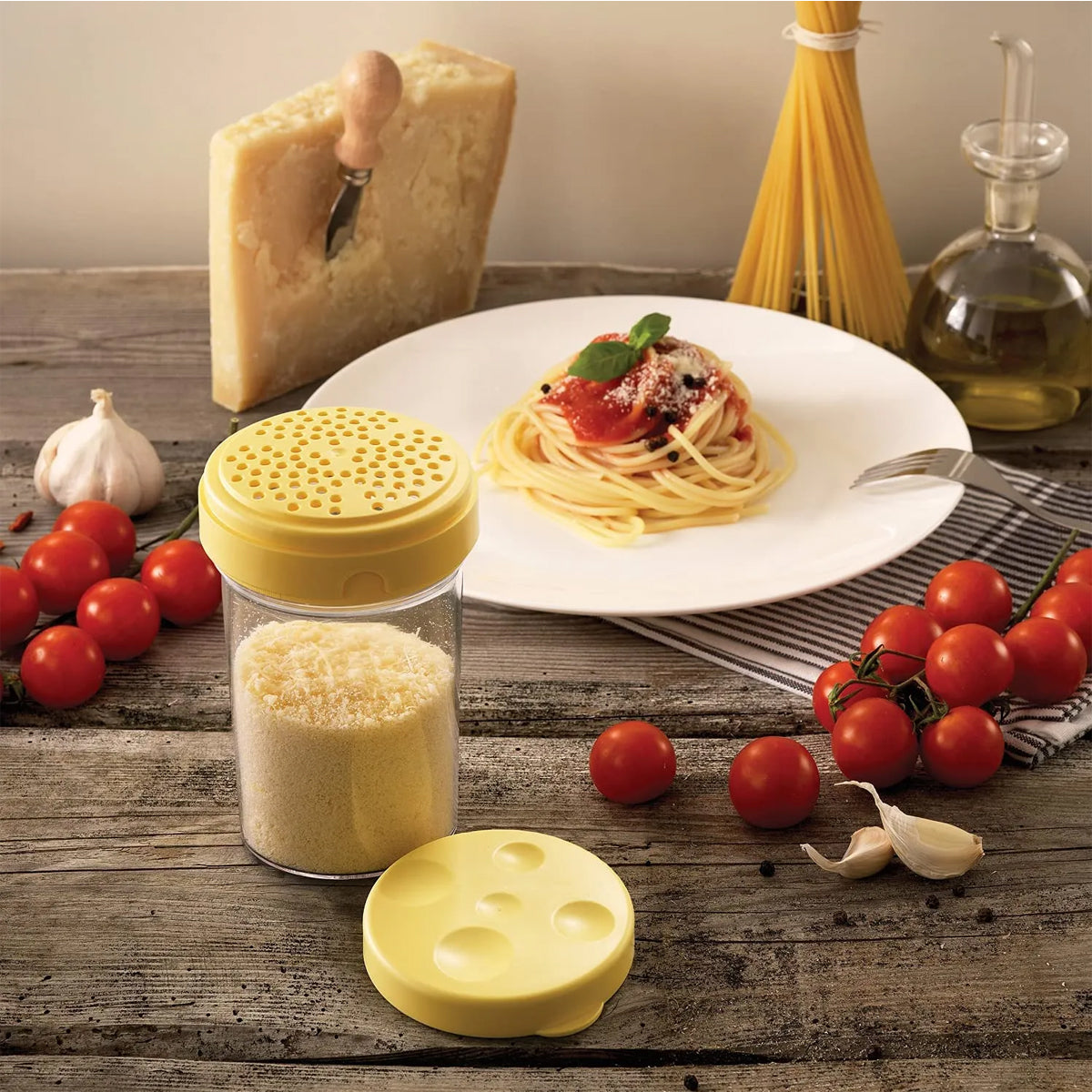 2pc Snips Cheese Keeper & Sprinkler – Store & Serve Fresh, Italy