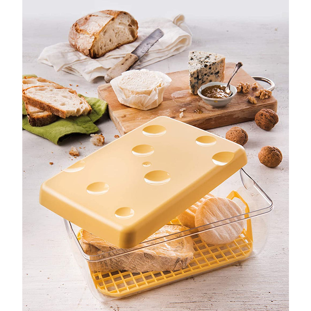 2pc Snips Cheese Keeper & Sprinkler – Store & Serve Fresh, Italy