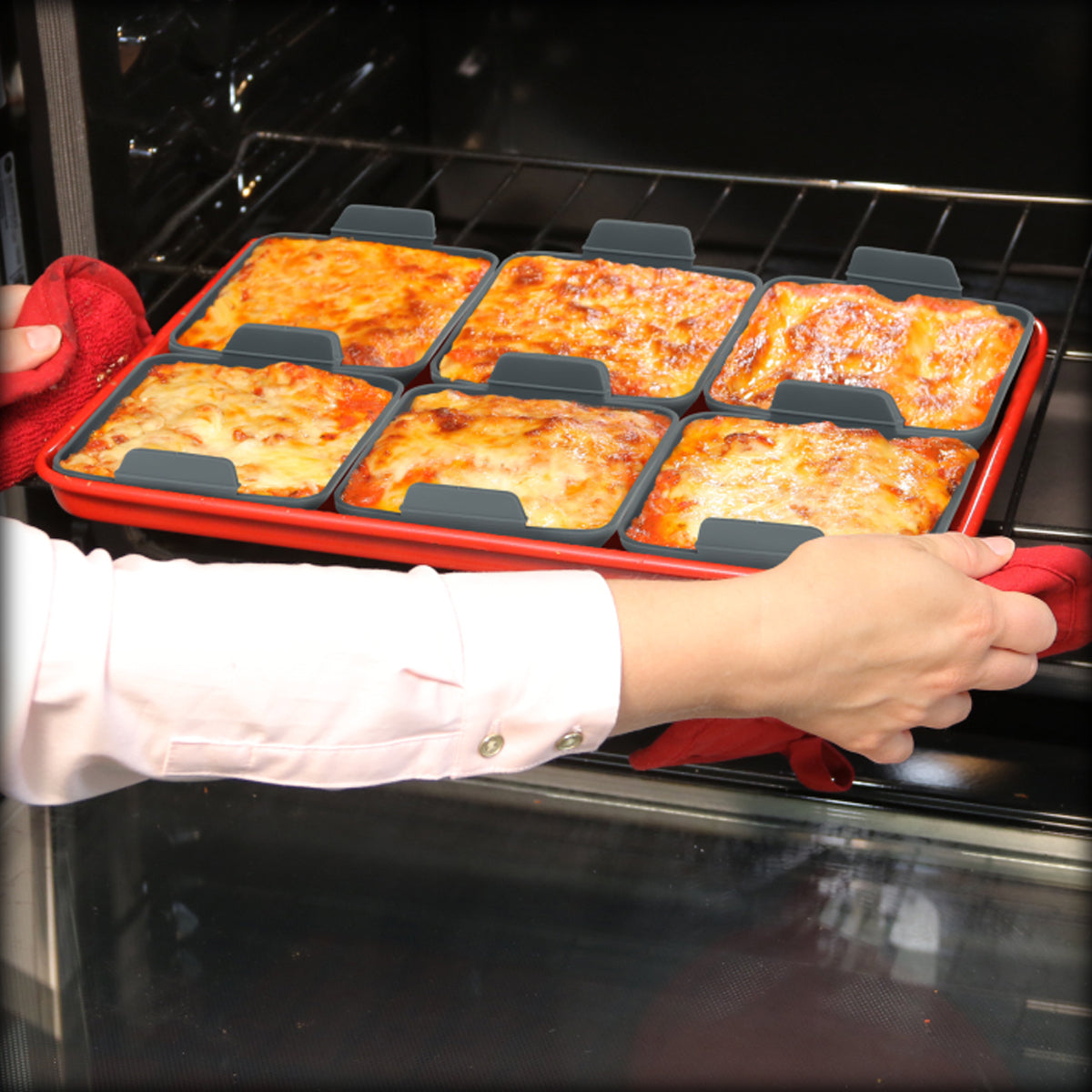 4pc Handy Sheetz Silicone Baking Trays – For Oven & Microwave