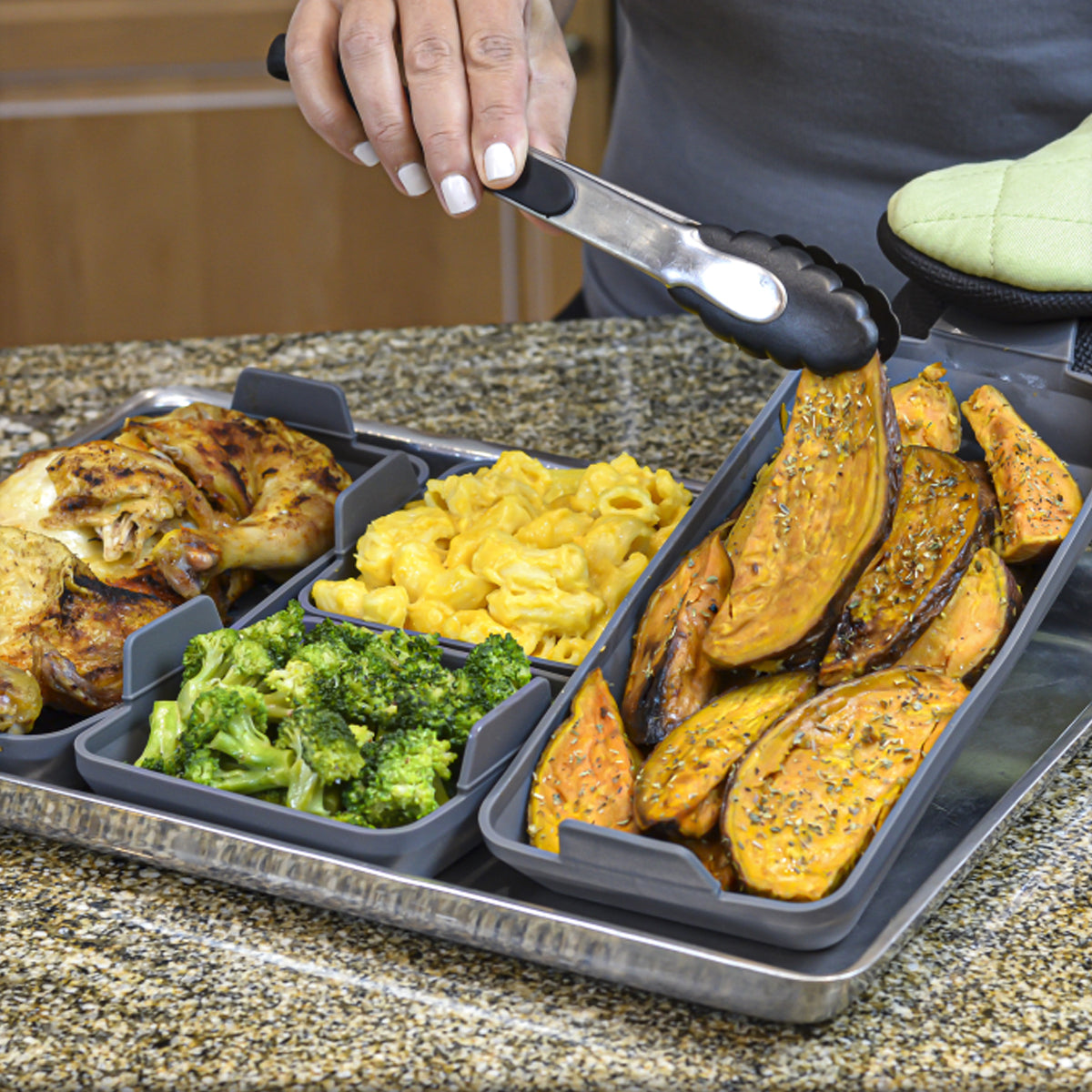 4pc Handy Sheetz Silicone Baking Trays – For Oven & Microwave