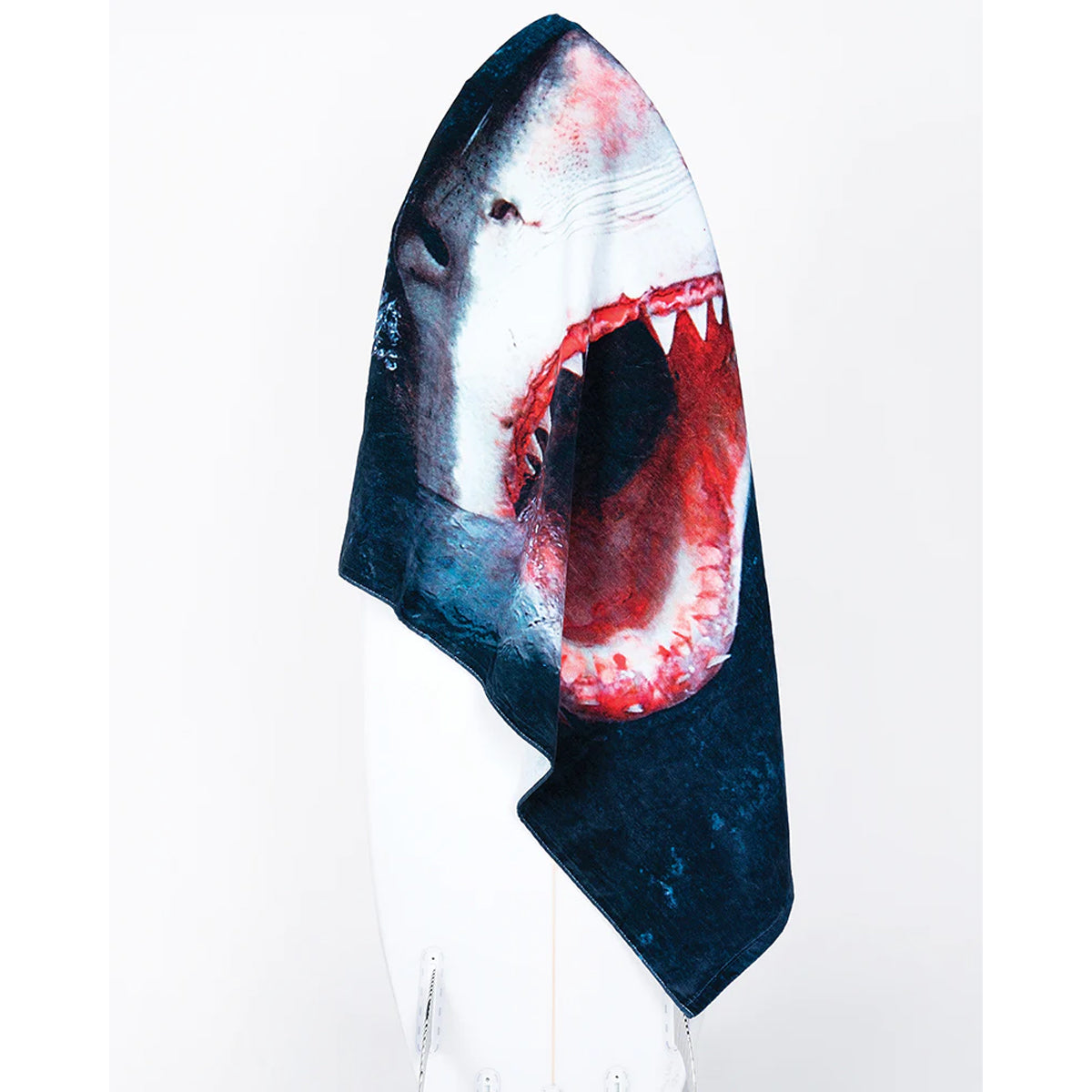 Leus 58 x 33” Great White Shark Beach Towel – 100% Organic Cotton