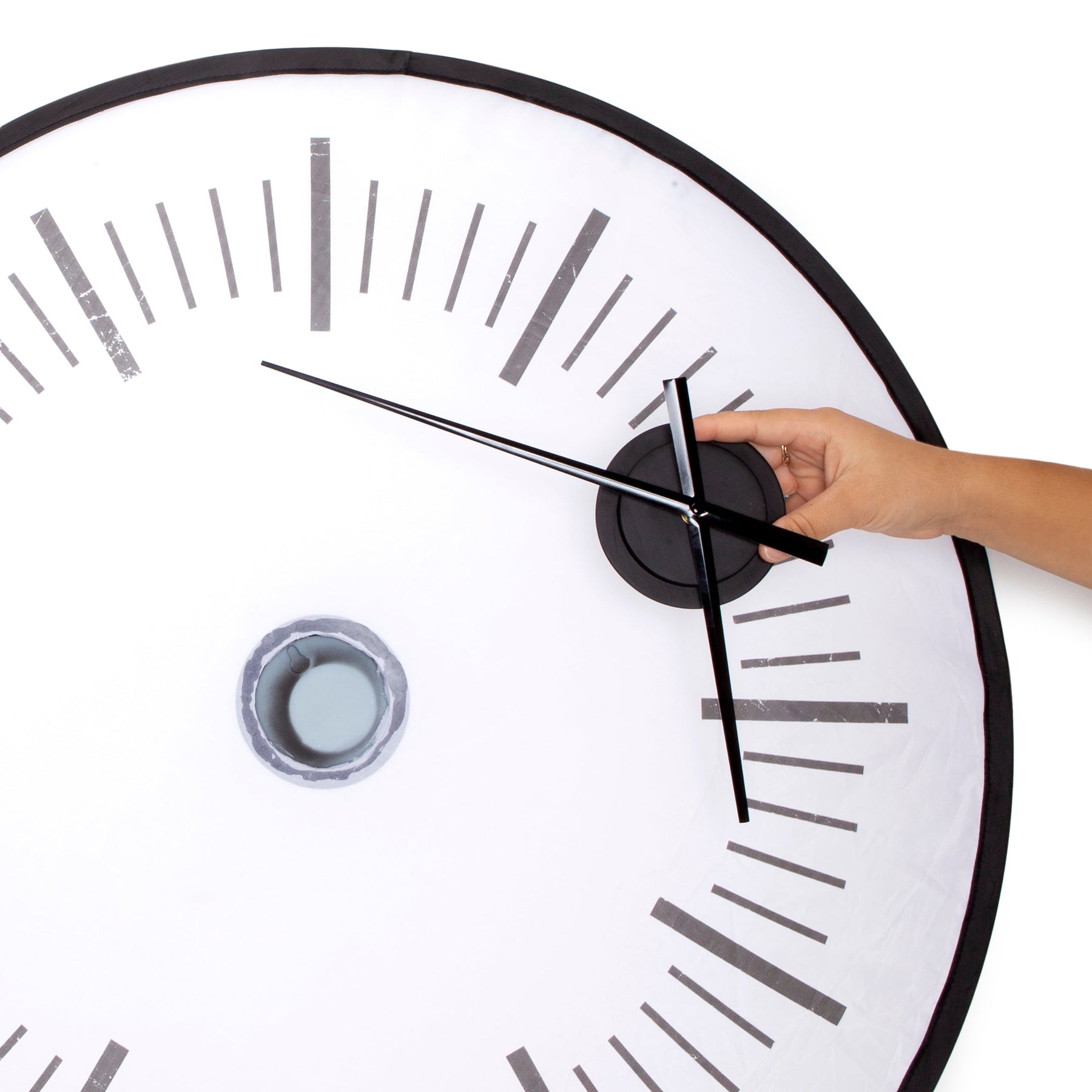 Kikkerland Pop-Up Wall Clock – 32″ Foldable Fabric Wall Clock