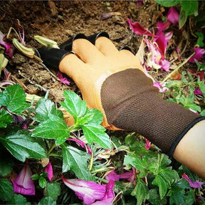 8-Claw Gardening Gloves with Digging Claws – Thorn-Proof Garden Gloves for Men & Women - One Pair