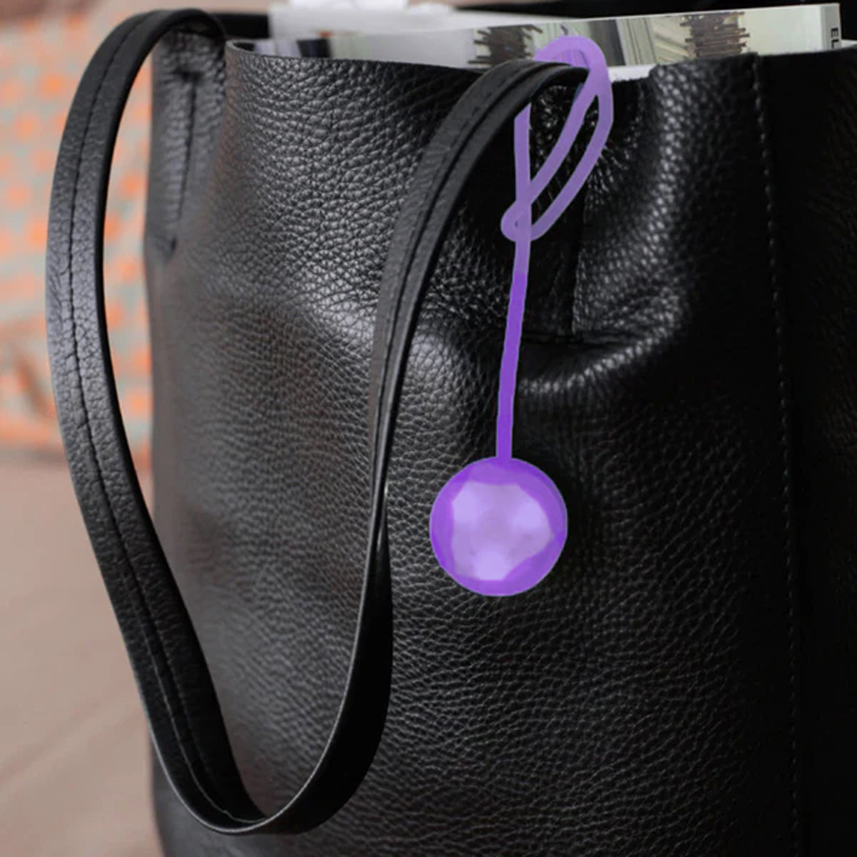 Kikkerland Purse Light Bright LED Silicone – Attach To Anything