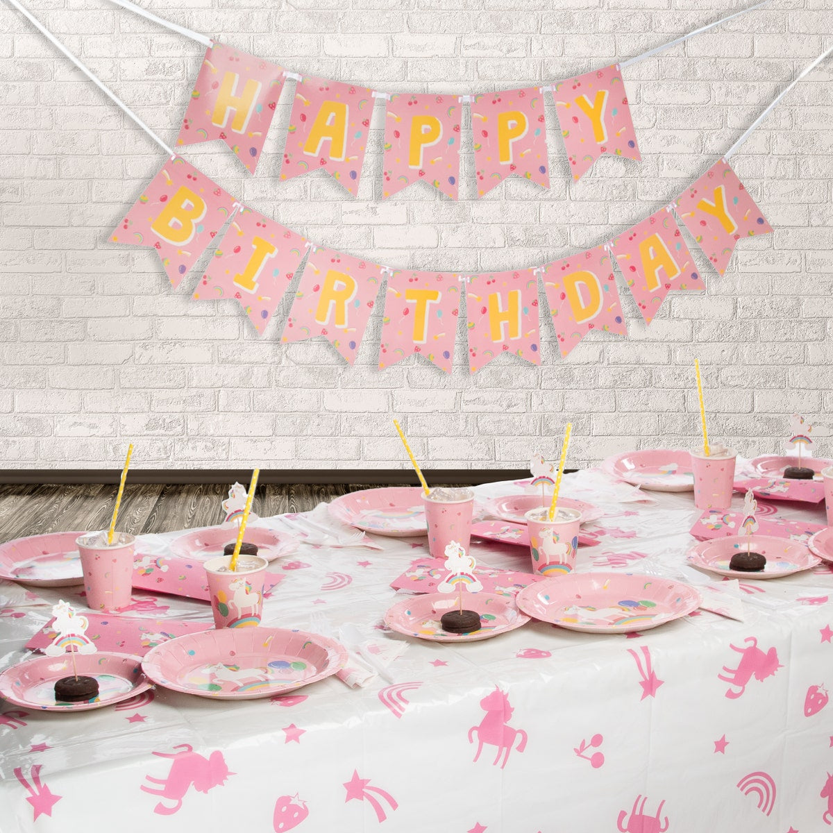 110pc Unicorn Birthday Party Supplies & Décor Kit For 12 Guests